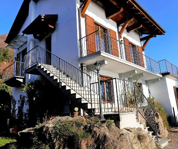 Casa Vista Castelli 坎诺比奥